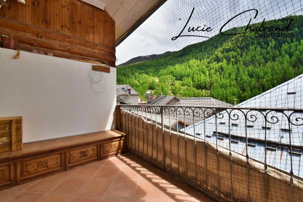 Maison à vendre 5 pièces AIGUILLES 05