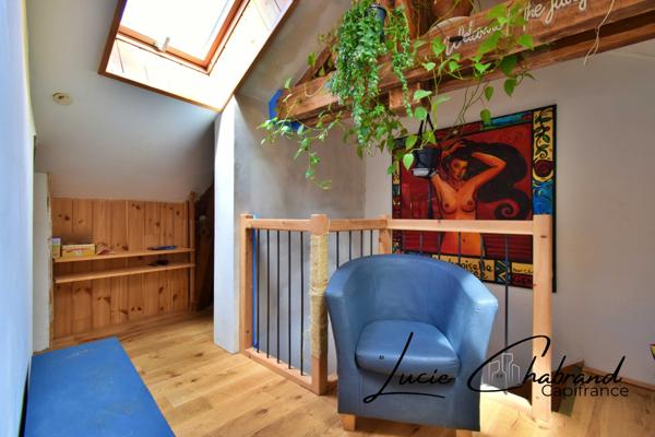 Maison à vendre 5 pièces AIGUILLES 05