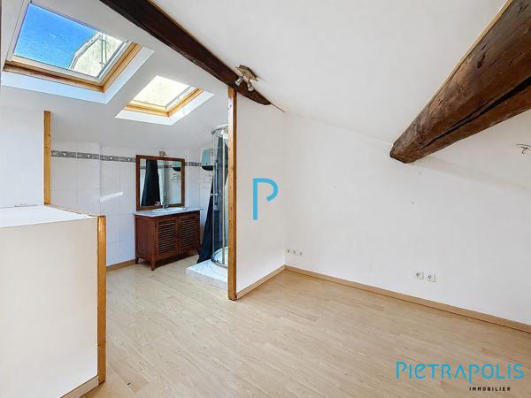 Jolie T2 en duplex au calme, proche du centre