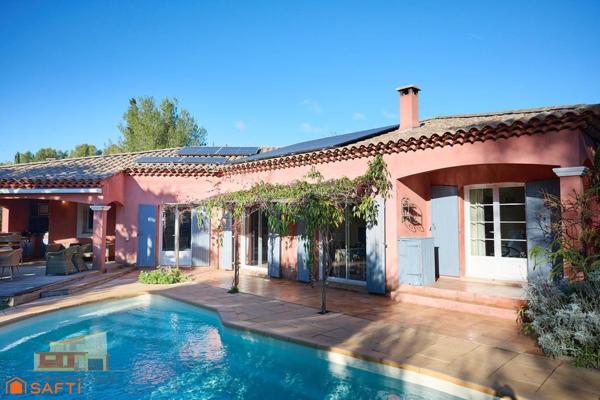 Maison de plain pied avec piscine