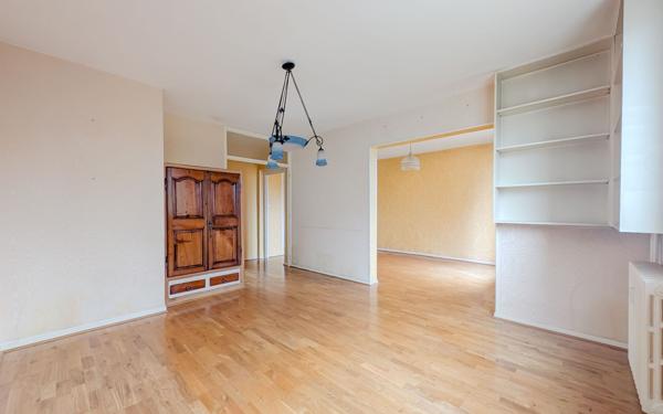 Appartement à vendre    3 pièces • 71,79 m2 Arpajon-sur-Cère