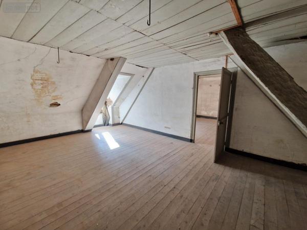 Immeuble à vendre à Pontivy dans le Morbihan (56300), ref : 56062-2269