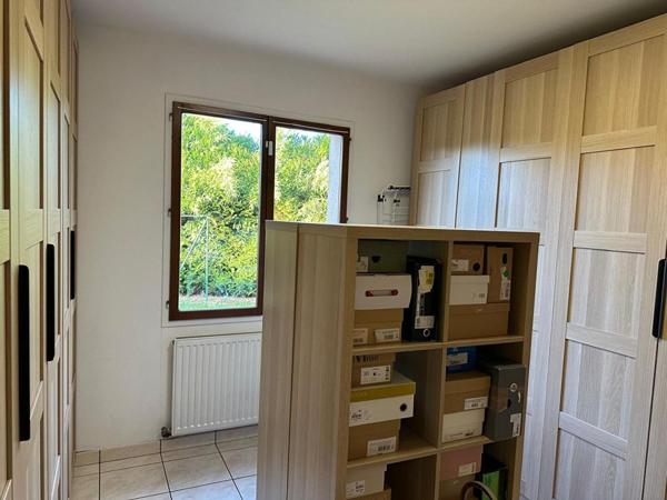 A VENDRE MAISON PLAIN-PIED 125 m2, GARAGE, CAVE, TERRAIN 725 m2