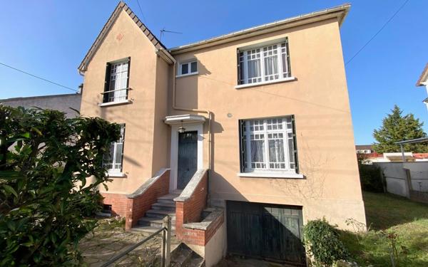 Maison à vendre    6 pièces •  Aubergenville