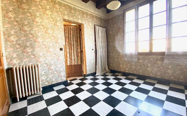 Maison à vendre    6 pièces •  Aubergenville