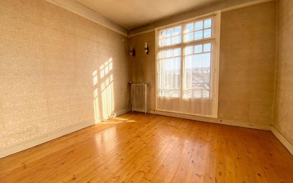 Maison à vendre    6 pièces •  Aubergenville