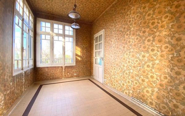 Maison à vendre    6 pièces •  Aubergenville