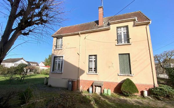 Maison à vendre    6 pièces •  Aubergenville