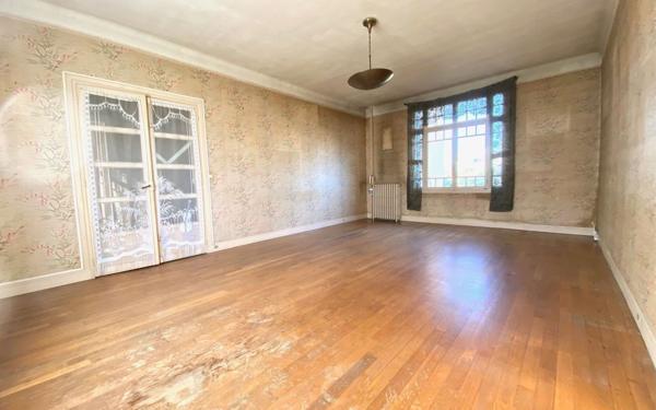 Maison à vendre    6 pièces •  Aubergenville