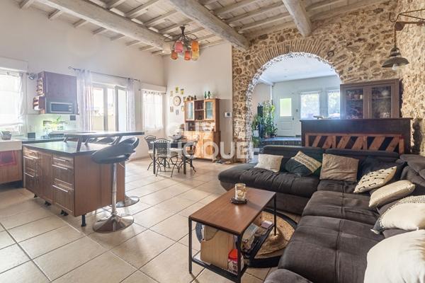 Maison de ville rénovée avec terrasses à Frontignan La Peyrade