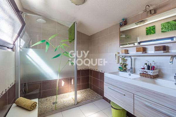 Maison de ville rénovée avec terrasses à Frontignan La Peyrade