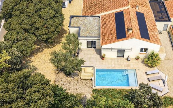 Maison à vendre    5 pièces •  Villeneuve-lès-Avignon