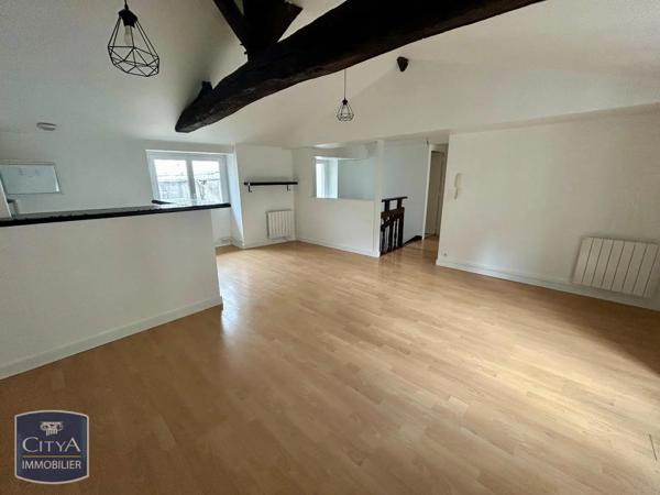 Appartement à louer 3 pièces 66.27m² Cholet (49300)