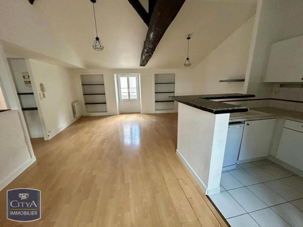 Appartement à louer 3 pièces 66.27m² Cholet (49300)