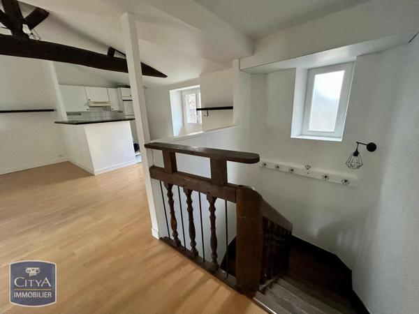 Appartement à louer 3 pièces 66.27m² Cholet (49300)