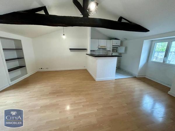 Appartement à louer 3 pièces 66.27m² Cholet (49300)