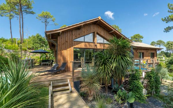 Maison à vendre    5 pièces •  Biscarrosse