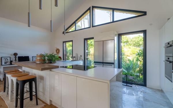 Maison à vendre    5 pièces •  Biscarrosse