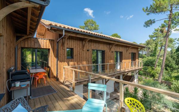 Maison à vendre    5 pièces •  Biscarrosse