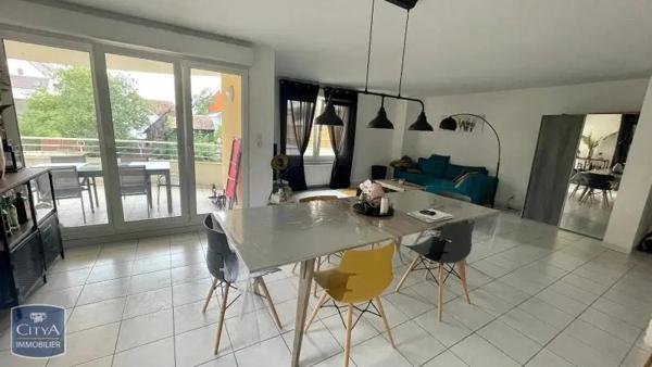 Appartement à louer 4 pièces 88.9m²