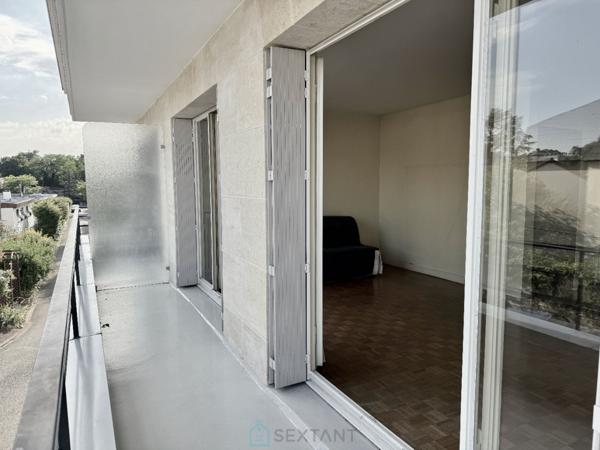 Appartement avec parking et balcon