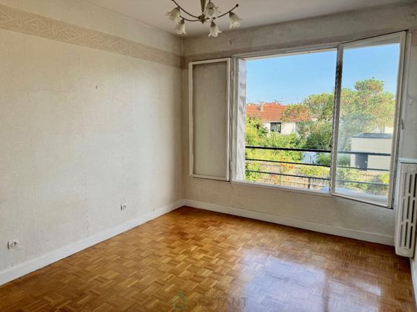 Appartement avec parking et balcon