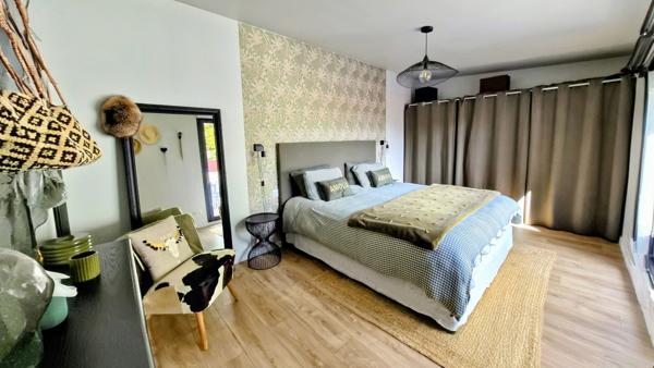 LA ROCHELLE – Élégante maison familiale rénovée à proximité du centre-ville