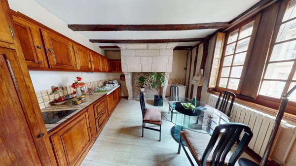 POITIERS CENTRE VILLE GRAND T2 DE 63M2