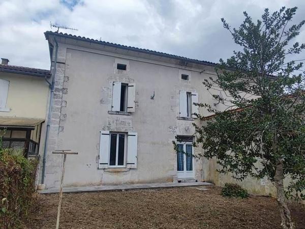 Maison à vendre |  Chalais |  5 pièces | 136 m²