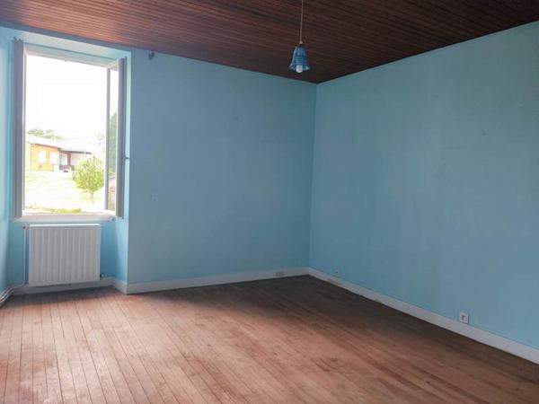 Maison à vendre |  Chalais |  5 pièces | 136 m²