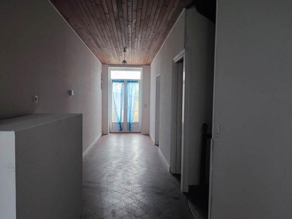 Maison à vendre |  Chalais |  5 pièces | 136 m²