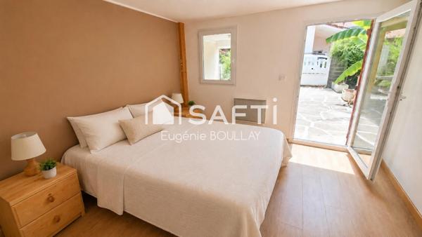 Maison avec deux studios et extérieurs, tout à pied