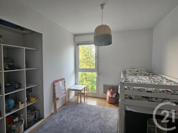 Appartement F4 à vendre  4 pièces - 84,06 m2 SATHONAY CAMP - 69