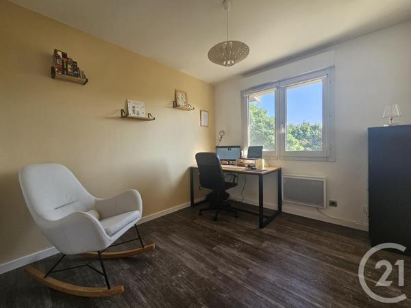 Appartement F4 à vendre  4 pièces - 84,06 m2 SATHONAY CAMP - 69