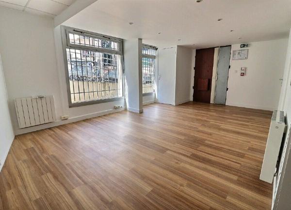 Appartement à vendre    5 pièces • 163 m2 Paris 19