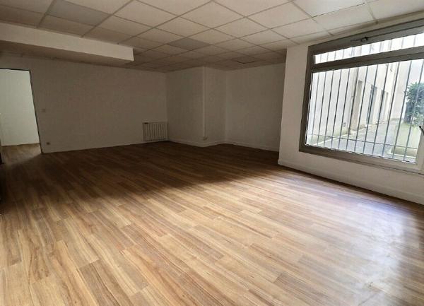 Appartement à vendre    5 pièces • 163 m2 Paris 19