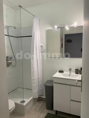 Studio  20m 2 LES ABYMES