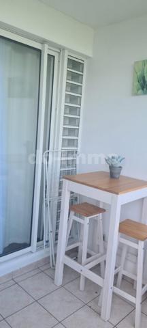 Studio  20m 2 LES ABYMES