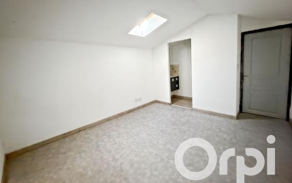 Appartement à vendre    4 pièces • 87,92 m2 Beaucaire