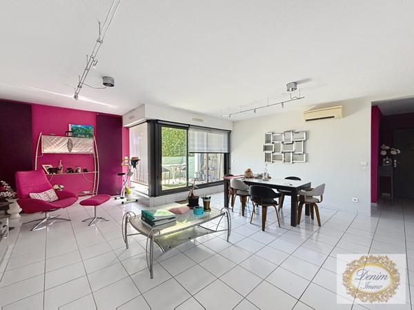 Alès (30100) Très rare Dernier étage Appartement de 122m2 avec 2 terrasses et un Parking