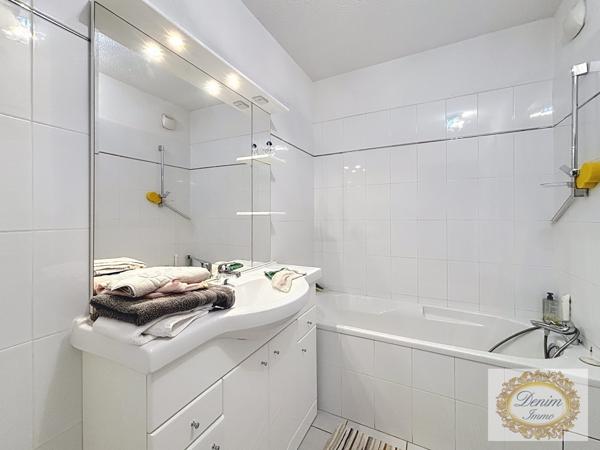 Alès (30100) Très rare Dernier étage Appartement de 122m2 avec 2 terrasses et un Parking