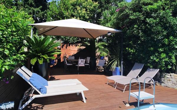 Maison à vendre    7 pièces •  Le Cannet