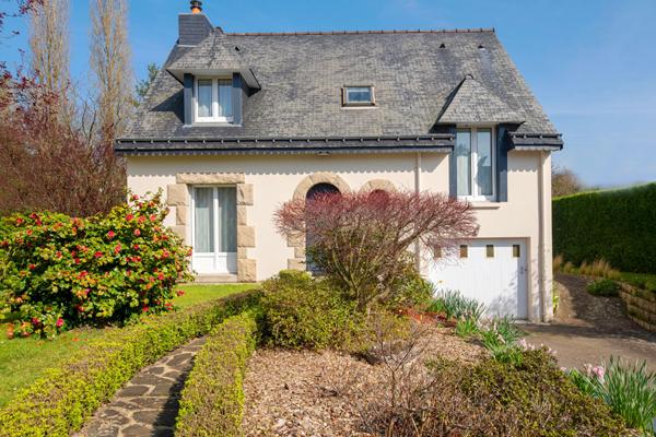 Exclusivité NESTENN Châteaugiron : Maison familiale de 6 pièces à Domloup, calme et confort assuré