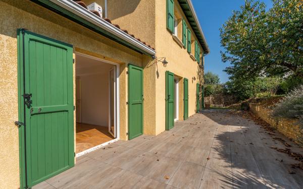 Maison à vendre    6 pièces • 135 m2 Lachassagne