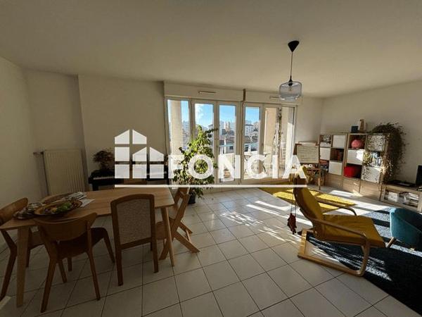 Location Appartement 4 pièces 105.38 m² - 5 RUE HECTOR MALOT Lyon 69007
