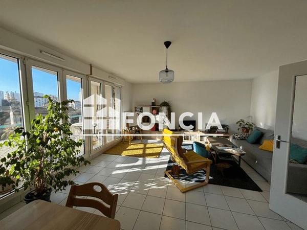 Location Appartement 4 pièces 105.38 m² - 5 RUE HECTOR MALOT Lyon 69007