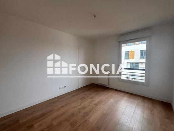 Location Appartement 3 pièces 64.9 m² - 86 RUE VICTOR HUGO Maisons Alfort 94700