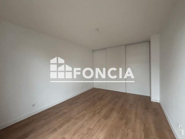 Location Appartement 3 pièces 64.9 m² - 86 RUE VICTOR HUGO Maisons Alfort 94700