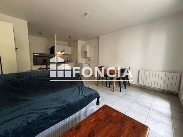 Location Appartement 2 pièces 43.15 m² - 26 A CHEMIN DE CREPIEUX Caluire Et Cuire 69300