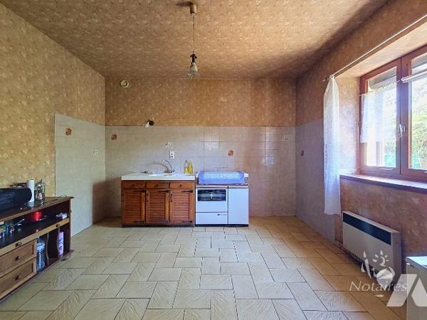 Maison individuelle à rénover – 4 chambres – Jardin